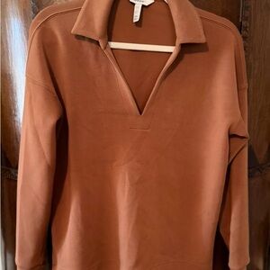SPANX Women's CAMEL V-Neck Air Essential Top